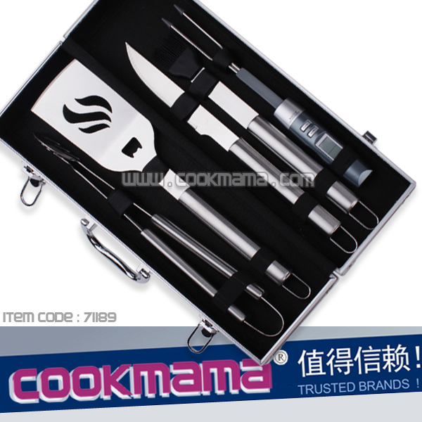 5pcs Stainless steel 430 handle bbq tool set with case