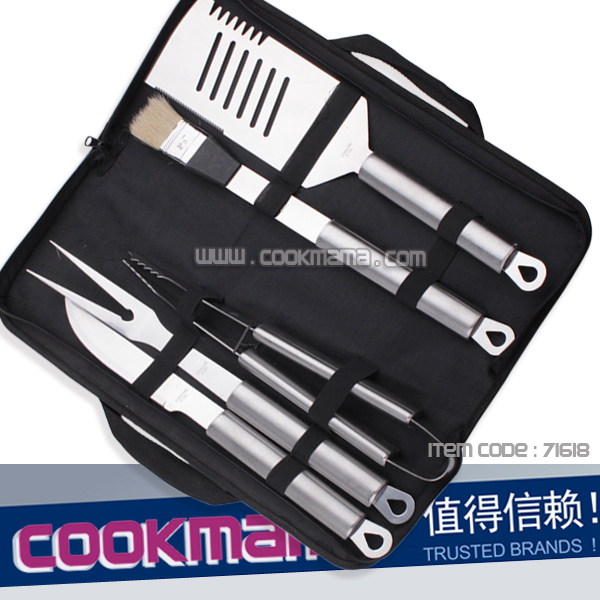 5 piece barbecue tool set with bag